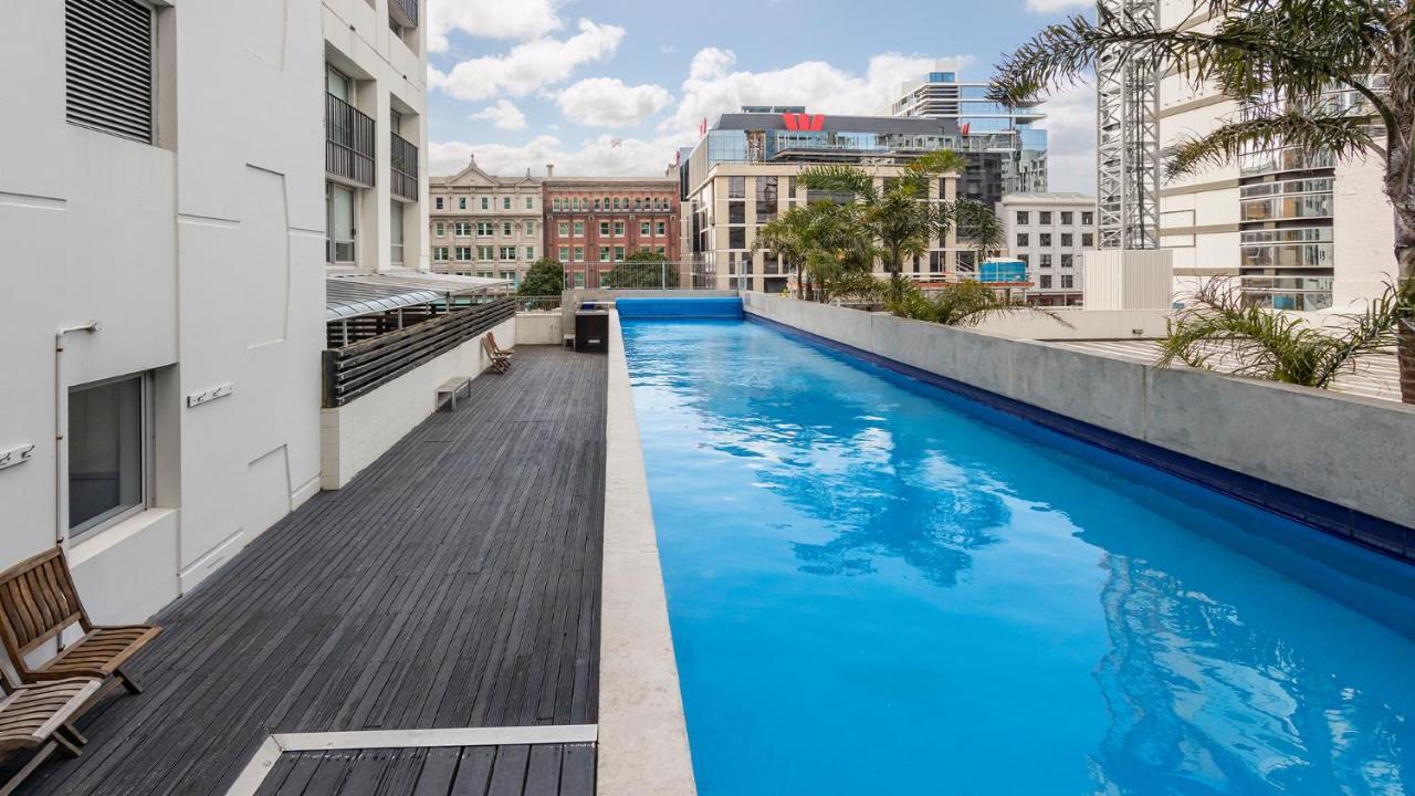 Auckland Harbour Suites Exteriör bild
